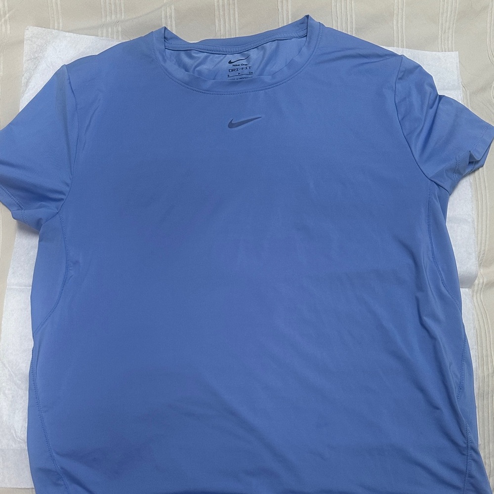 Nike womens Short Sleeve Tee in periwinkle